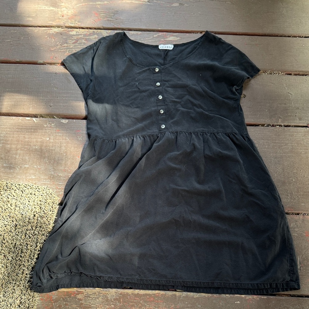 LACAUSA Black Button-Front Dress